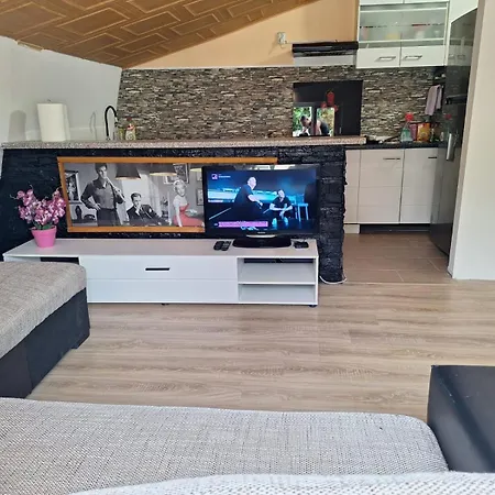 Lily Apartment