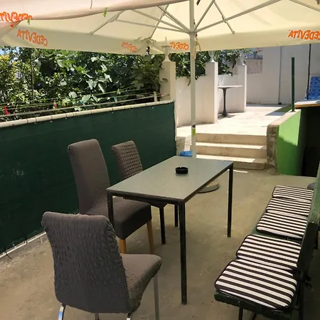 Lily Apartment *